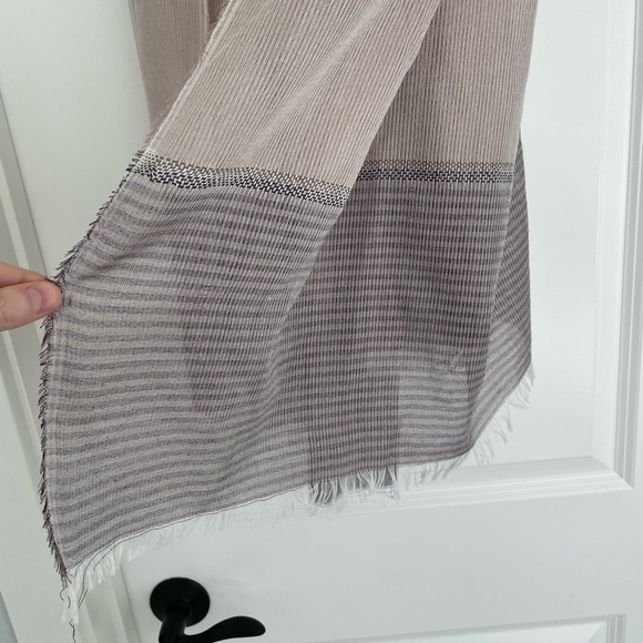 Chico’s oversized boho fringe scarf/shawl - Picture 4 of 6
